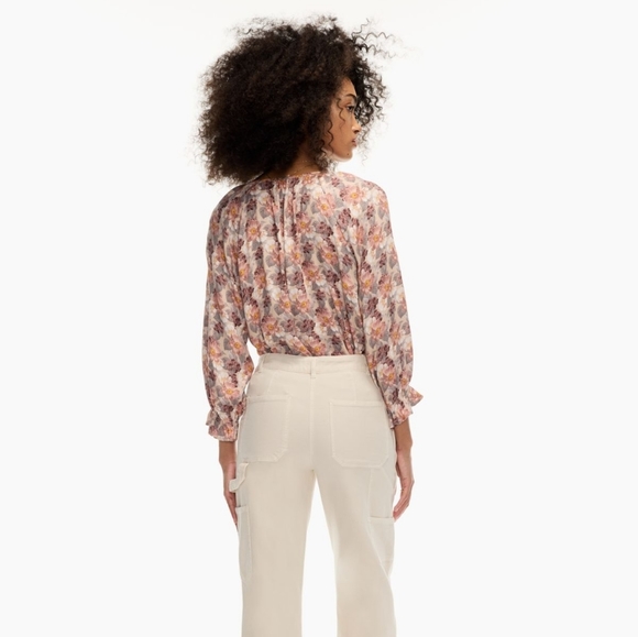 ARITZIA Wilfred Serenity blouse size L in EUC - Picture 4 of 10